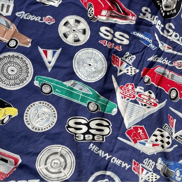 Reyn Spooner American Classics Chevy Hawaiian Shirt - Picture 8 of 8